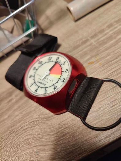 altimeter alti-2