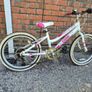 20-inch girls bike Image 2