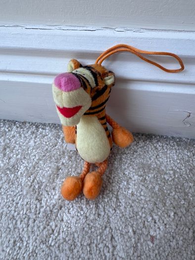 McDonald's Happy Meal 2005 Winnie the Pooh Tigger for hanging approx. 13 cm. (with legs) Used Please see photos