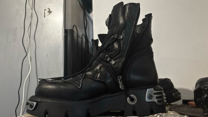 New Rock 373-S4 size 42 Metallic Leather Gothic Mid Calf Punk rock Boots