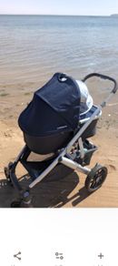 UPPAbaby Vista Navy Bassinet and Stroller Bundle 2015 - 2019 model.
