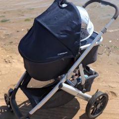 UPPAbaby Vista Navy Bassinet and Stroller Bundle 2015 - 2019 model.