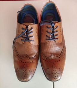 Boys communion shoes size 1.5