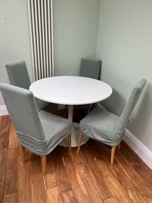 IKEA Docksta Round Table & 4 Chairs with Covers