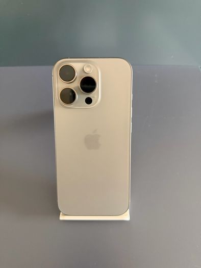 iPhone 16 Pro 512gb Mint Condition (Like New)