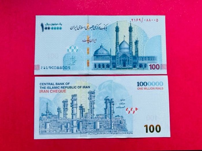 Iran  100 Toman  ( 100000 Rials ) 2022. Pick 166a.  ( Uncirculated )
