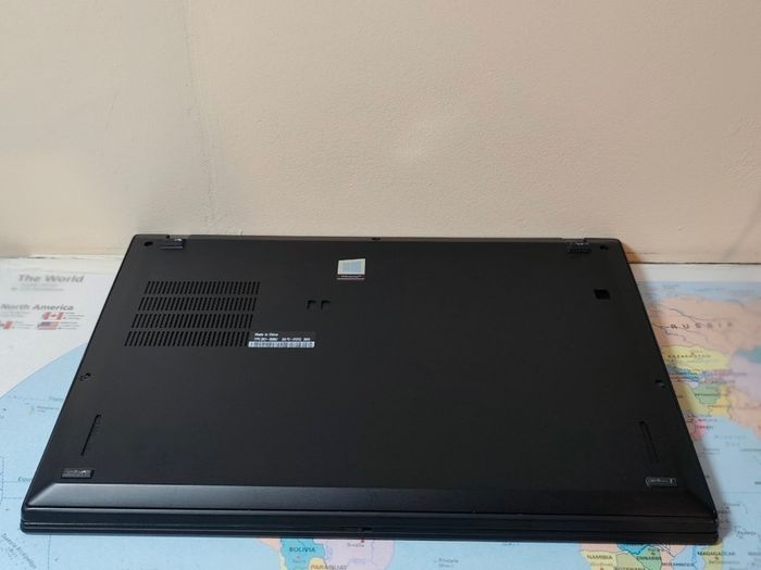 Lenovo ThinkPad X390 Intel i7 8th Gen | 16GB RAM | 256GB SSD | Windows 11 | Office 2021