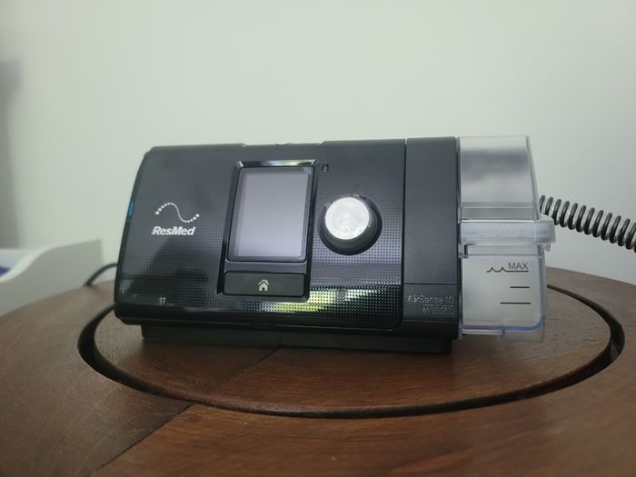 Resmed AirSense 10 CPAP Machine (Heated tube + Humidifier + 2 Masks)