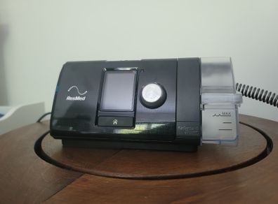 Resmed AirSense 10 CPAP Machine (Heated tube + Humidifier + 2 Masks)