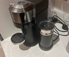 Nespresso Vertuo (frother sold)
