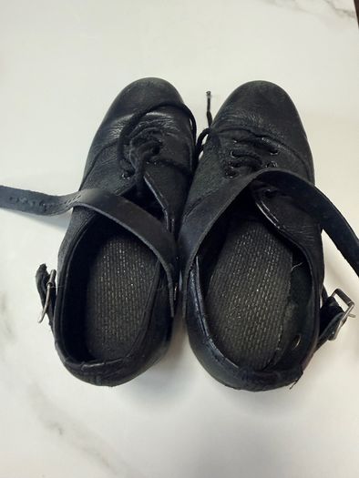 Irish dancing heavy shoes size 13