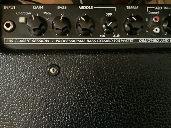 EBS 120 watts bass amp in perfect condition.