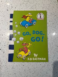 Go, Dog. Go! - Beginner Book (Dr Seuss)