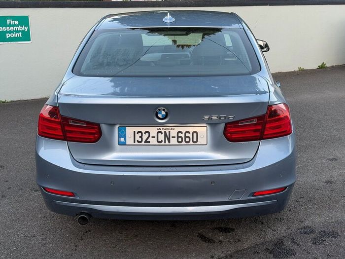 BMW 320d F30 business dynamic - 2.0 diesel- 11/27
