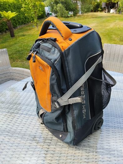 High Sierra Wheeled Back Travel Bag