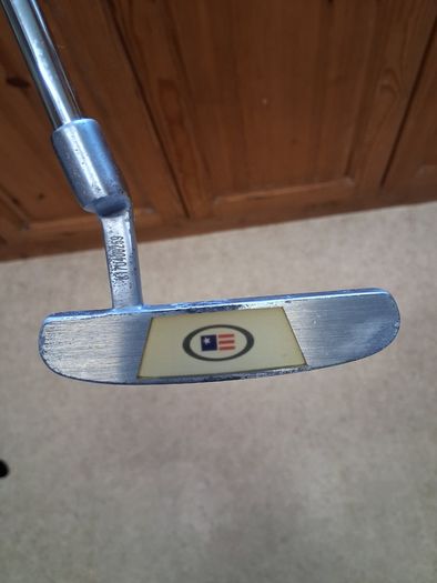 Golf Clubs. Set Of US Kids Left Handed Golf Clubs For 9 To 10 Years In Very Good Condition.  Collect In Dublin Or Receive Via Post.
