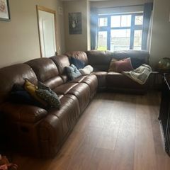 Leather corner recliner sofa