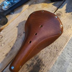 Brooks Saddle