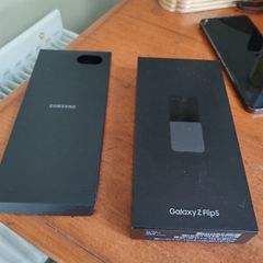 Samsung Flip 5 - 256 GB
