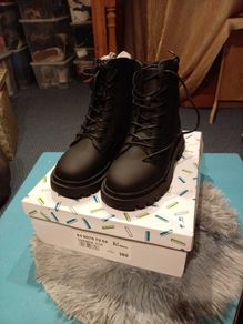 UK size 3 black kids boots