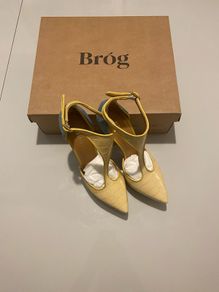 Brog T-Strap Crocco High Heels
