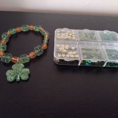 paddys day nail art and braclet