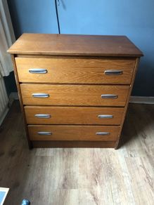 Chest of drawers