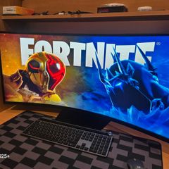 Samsung Odyssey G7 40"