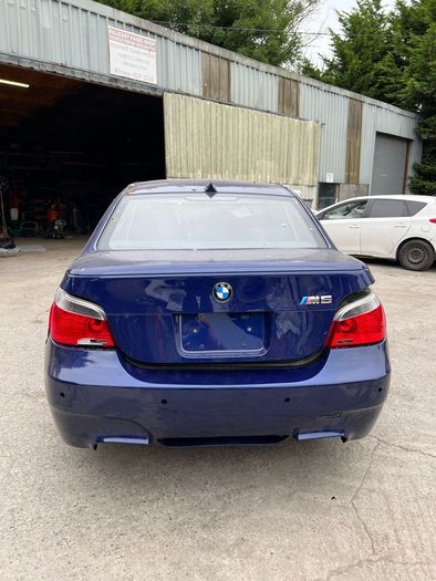 Breaking bmw m5 e60 5 series 2007 v10 5.0 s85b50