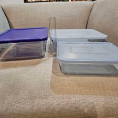 Pyrex baking and storage dishes