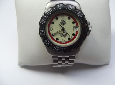 Vintage 1980s TAG Heuer Formula 1 Professional Quartz Midsize Watch  371.513 - Spares or repairs