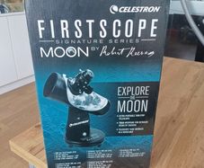 CELESTRON FirstScope Newton Reflektor Teleskop 76/300mm - Robert Reeves Serie
