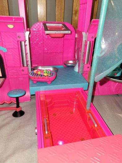 LOL Glam n Go Campervan