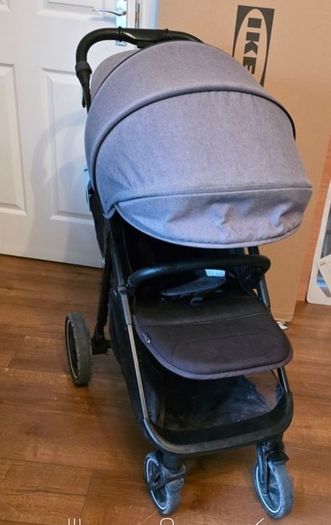 Zummi Zip Stroller