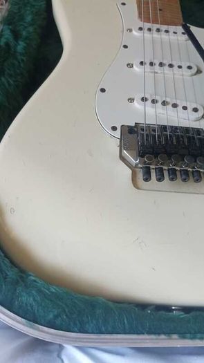 Fender MIJ E series contemporary strat