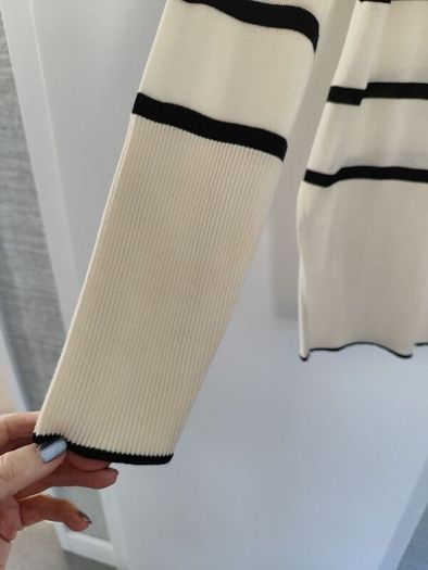 Ladies Jumper  Caroline Donnelly