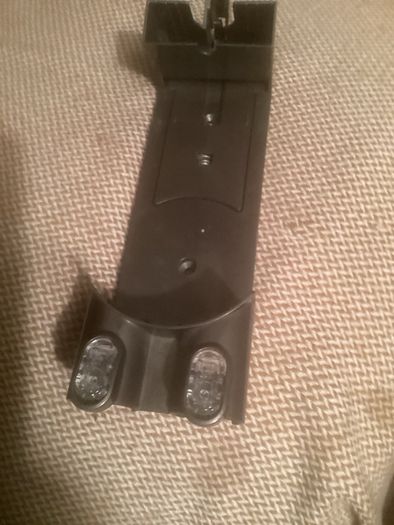 Dyson    V6.  Station base