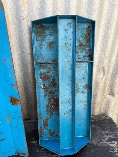 Vintage Eletricians toolbox
