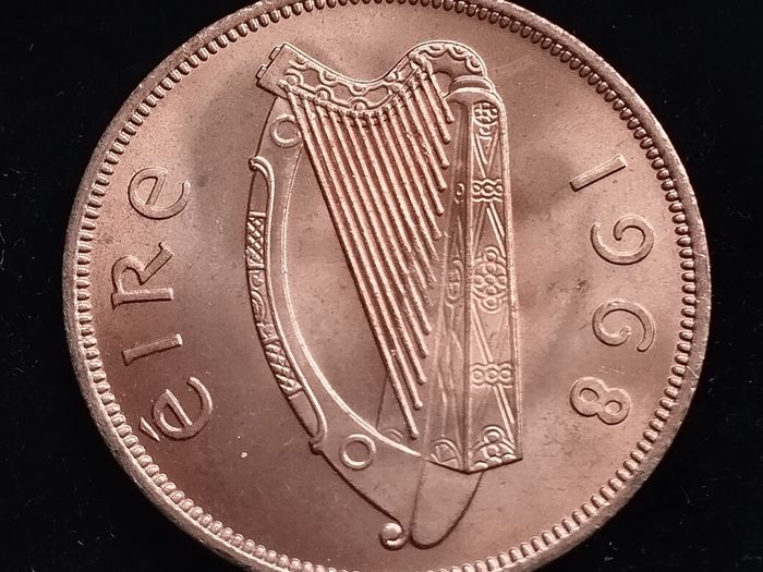 Ireland - 1968 - 1 Penny - Hen with Chicks - KM.11 - [269]
