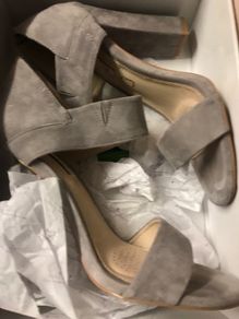 Ladies sandal