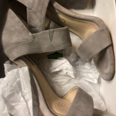 Ladies sandal