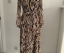 dress bnwt wrap dress  s/m animal print Lilli rose brand