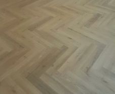 herringbone  laminate floor