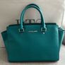 Michael Kors Green handbag Image 6