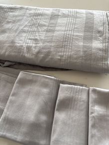 Double Duvet Cover & 4 Pillow cases