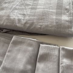 Double Duvet Cover & 4 Pillow cases