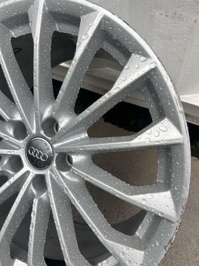 Genuine Audi A8/S8 19" Alloy Wheels