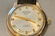 Swiss Astor 17 Jewel Gold Men's Watch