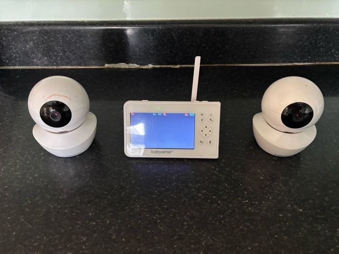 Babysense V43: Video Baby Monitor with 2 Cameras, Non Wifi, Split Screen & Night Light Machine