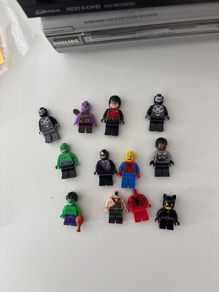 lego mixed parts miniatures superhero's d.c etc